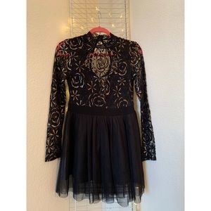 Windsor Long sleeve black lace and tulle dress